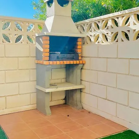 Serene 1-br Retreat,private Garden, Apartmán *