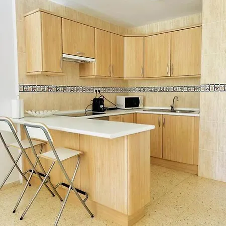 Serene 1-br Retreat,private Garden, Apartman *