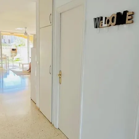 Serene 1-br Retreat,private Garden, Apartman *